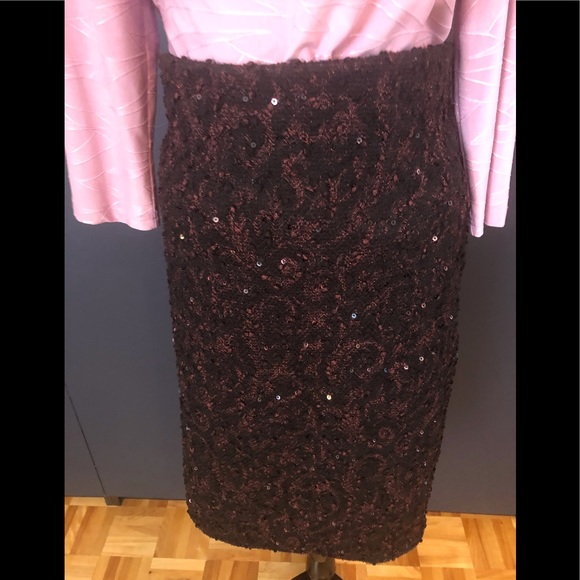 VINTAGE PINK/BLACK with sequin skirt size large - Picture 4 of 6